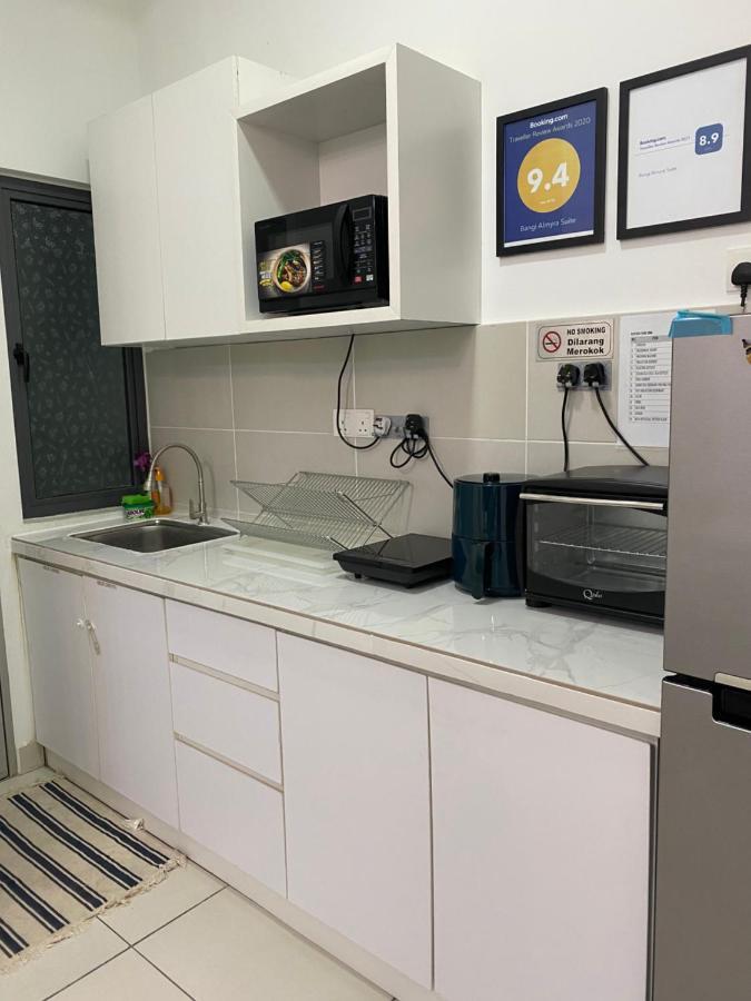 Bangi Almyra Suite Екстер'єр фото