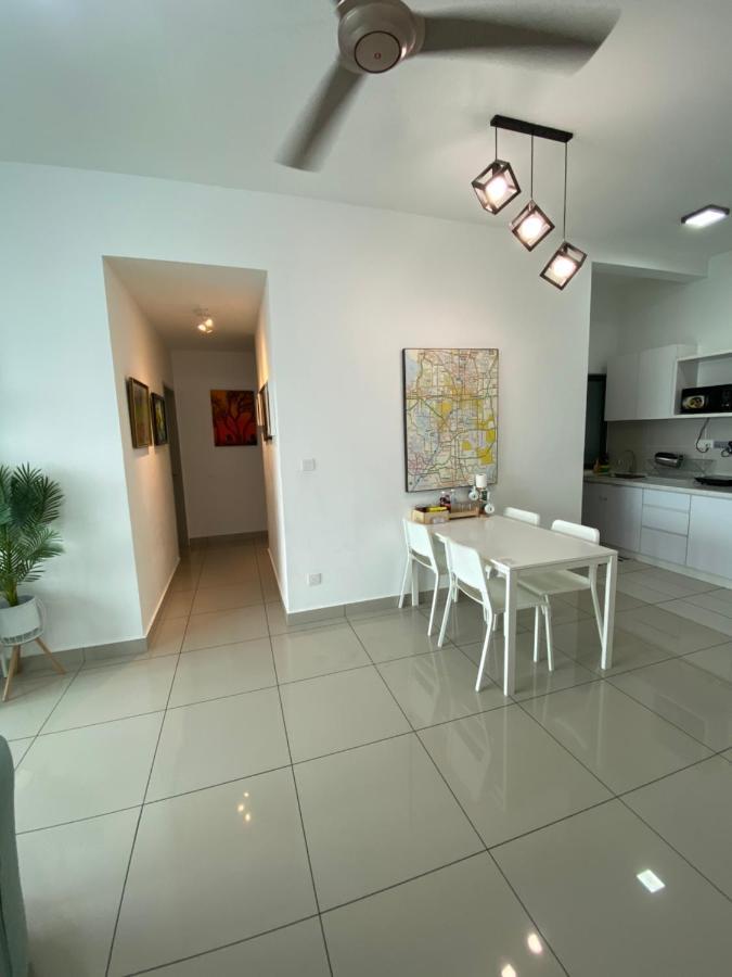Bangi Almyra Suite Екстер'єр фото