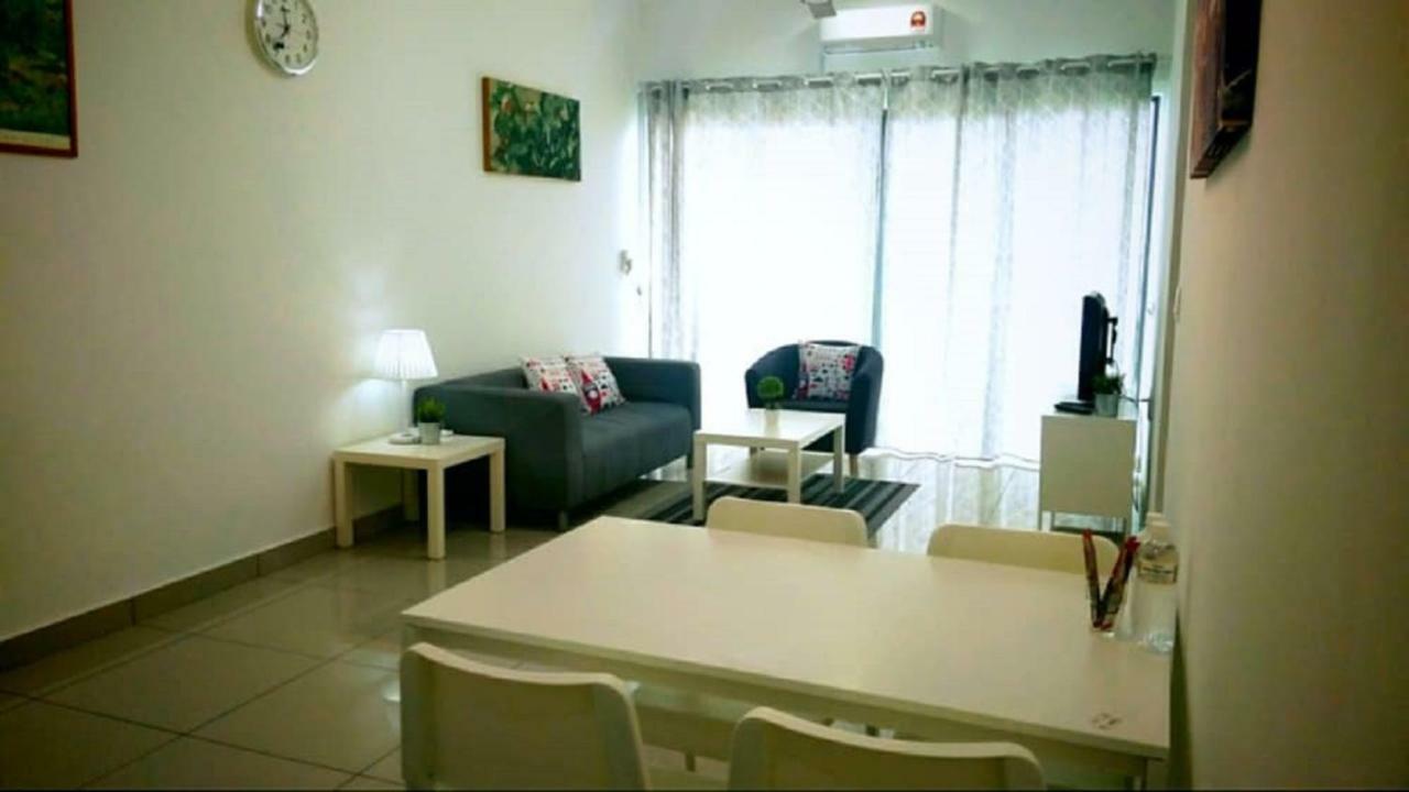 Bangi Almyra Suite Екстер'єр фото