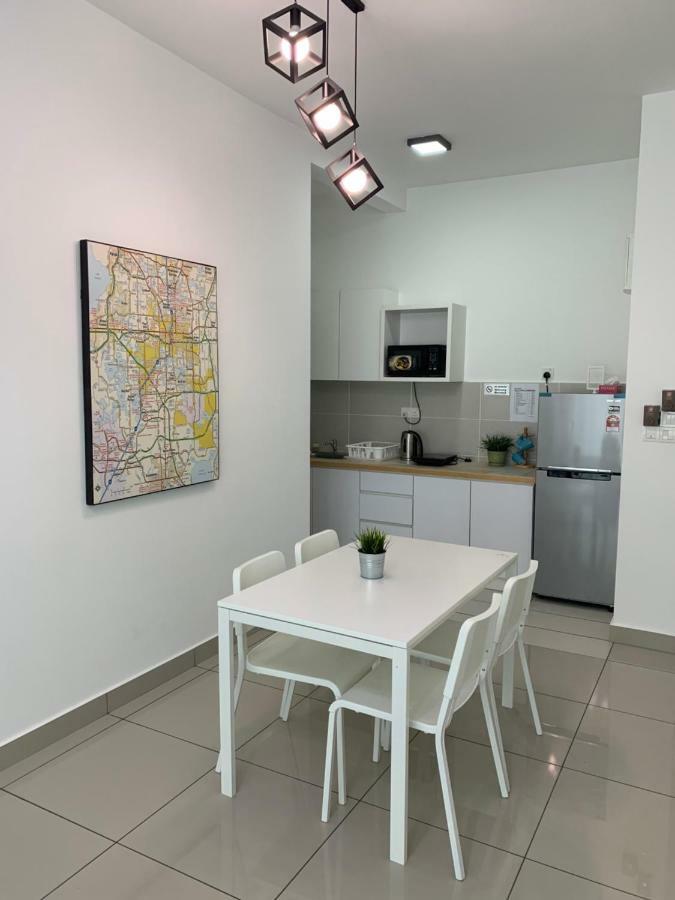 Bangi Almyra Suite Екстер'єр фото